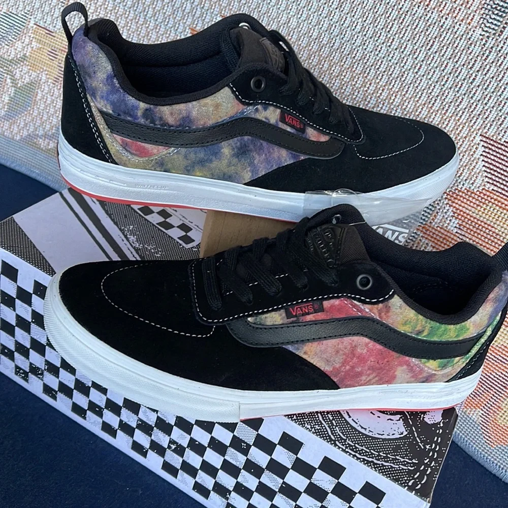 Vans Men’s Kyle Walker
Tie-Dye Terry Black/Multi
VN0A5JIEBML
 sneakers - Picture 11 of 16